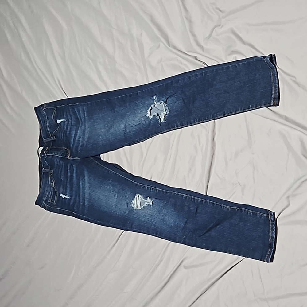 Ripped Skinny Jeans